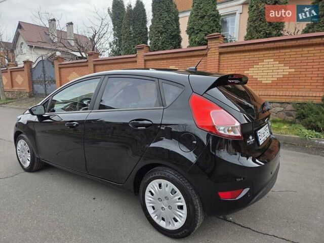 Черный Форд Фиеста, объемом двигателя 1.6 л и пробегом 71 тыс. км за 7999 $, фото 2 на Automoto.ua