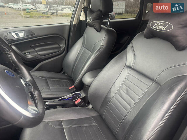 Чорний Форд Фієста, об'ємом двигуна 1.6 л та пробігом 218 тис. км за 8500 $, фото 6 на Automoto.ua