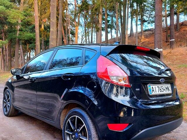 Черный Форд Фиеста, объемом двигателя 1.6 л и пробегом 197 тыс. км за 7500 $, фото 3 на Automoto.ua