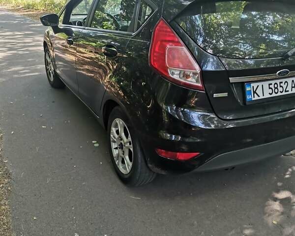 Чорний Форд Фієста, об'ємом двигуна 1.6 л та пробігом 130 тис. км за 8500 $, фото 3 на Automoto.ua