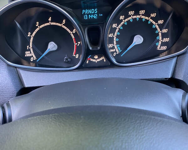 Черный Форд Фиеста, объемом двигателя 1.6 л и пробегом 131 тыс. км за 7500 $, фото 9 на Automoto.ua