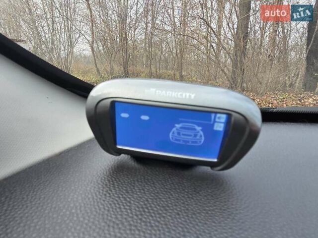 Черный Форд Фиеста, объемом двигателя 1.6 л и пробегом 71 тыс. км за 7999 $, фото 32 на Automoto.ua