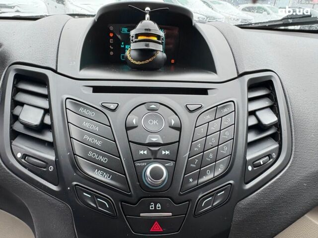 Черный Форд Фиеста, объемом двигателя 1.6 л и пробегом 157 тыс. км за 7490 $, фото 18 на Automoto.ua