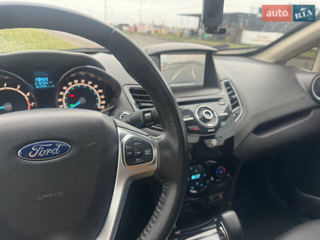 Чорний Форд Фієста, об'ємом двигуна 1.6 л та пробігом 218 тис. км за 8500 $, фото 3 на Automoto.ua