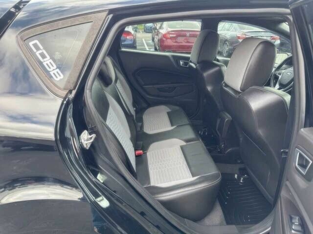 Черный Форд Фиеста, объемом двигателя 1.6 л и пробегом 89 тыс. км за 2500 $, фото 14 на Automoto.ua