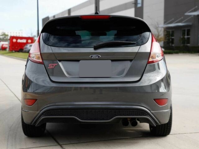 Чорний Форд Фієста, об'ємом двигуна 1.6 л та пробігом 66 тис. км за 4150 $, фото 6 на Automoto.ua