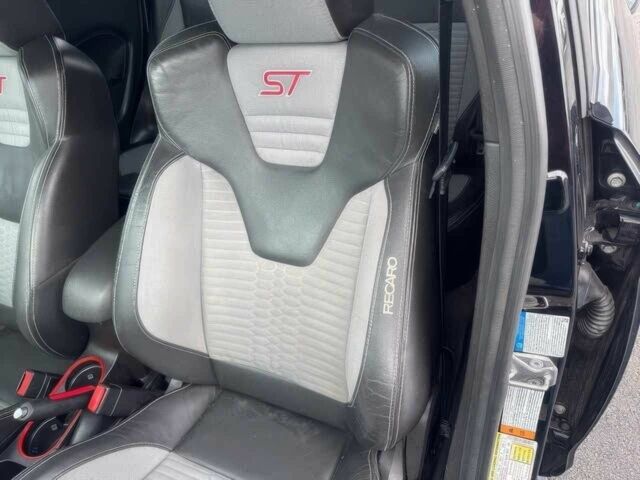 Черный Форд Фиеста, объемом двигателя 1.6 л и пробегом 89 тыс. км за 2500 $, фото 10 на Automoto.ua