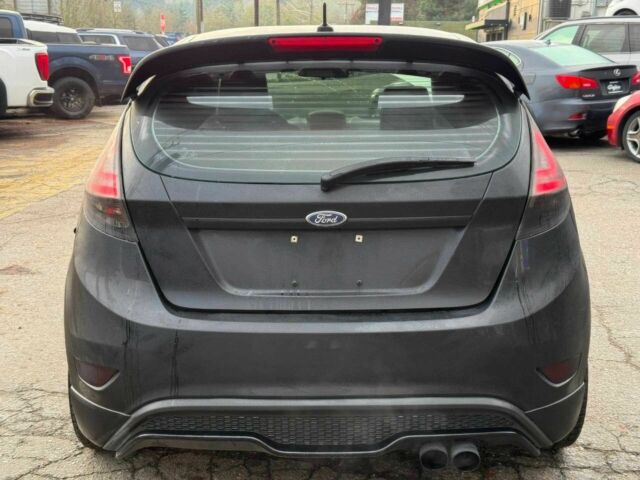 Чорний Форд Фієста, об'ємом двигуна 1.6 л та пробігом 58 тис. км за 5450 $, фото 5 на Automoto.ua