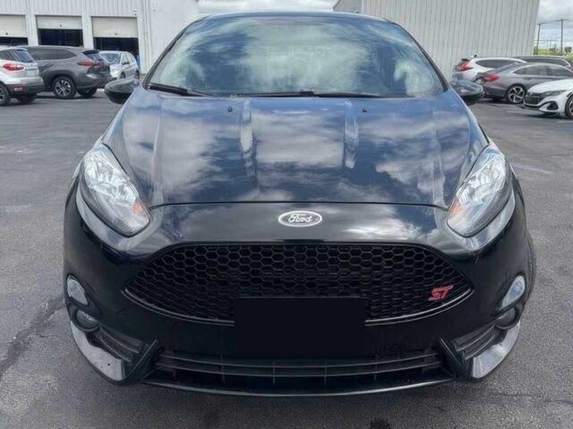 Черный Форд Фиеста, объемом двигателя 1.6 л и пробегом 89 тыс. км за 2500 $, фото 4 на Automoto.ua