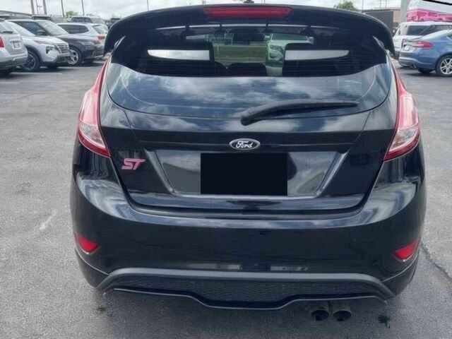 Черный Форд Фиеста, объемом двигателя 1.6 л и пробегом 89 тыс. км за 2500 $, фото 2 на Automoto.ua