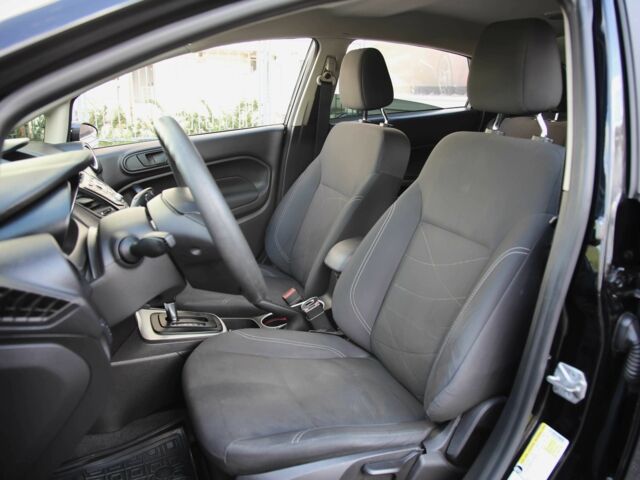 Черный Форд Фиеста, объемом двигателя 1.6 л и пробегом 121 тыс. км за 8200 $, фото 6 на Automoto.ua