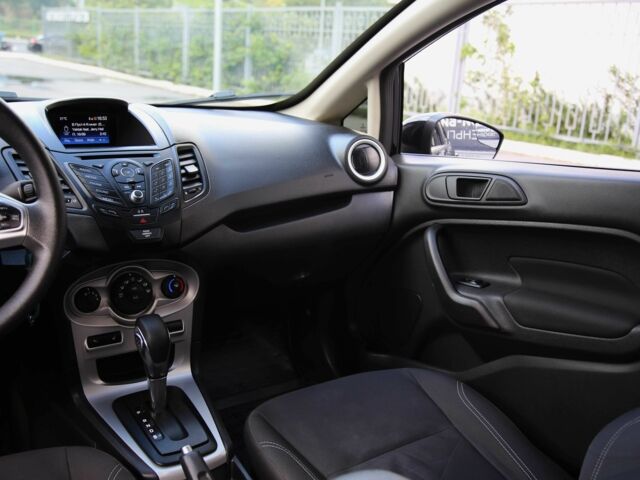 Черный Форд Фиеста, объемом двигателя 1.6 л и пробегом 121 тыс. км за 8200 $, фото 12 на Automoto.ua