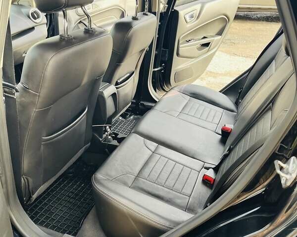 Черный Форд Фиеста, объемом двигателя 1.6 л и пробегом 122 тыс. км за 9500 $, фото 16 на Automoto.ua