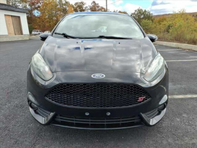 Черный Форд Фиеста, объемом двигателя 1.6 л и пробегом 51 тыс. км за 5550 $, фото 1 на Automoto.ua