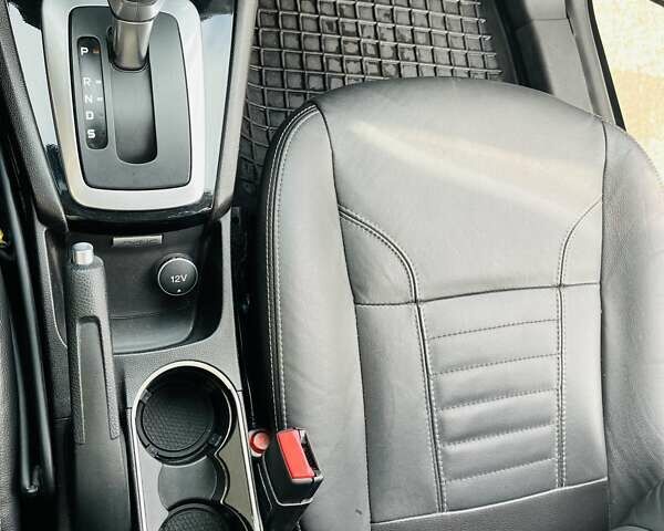 Черный Форд Фиеста, объемом двигателя 1.6 л и пробегом 122 тыс. км за 9500 $, фото 15 на Automoto.ua