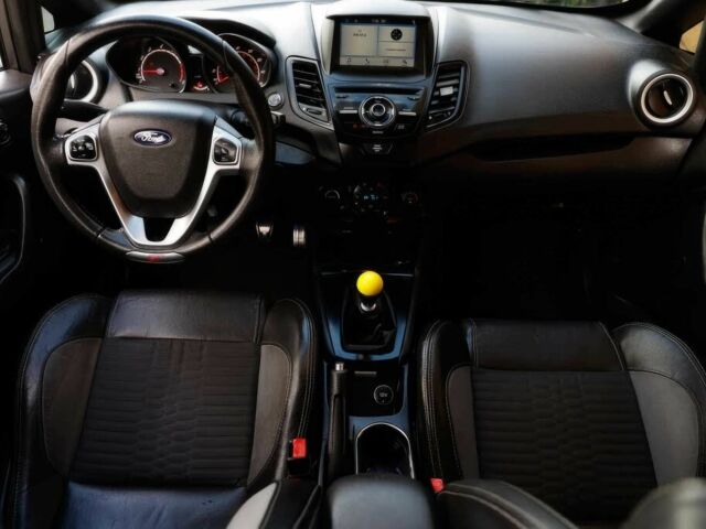 Чорний Форд Фієста, об'ємом двигуна 1.6 л та пробігом 66 тис. км за 4150 $, фото 7 на Automoto.ua