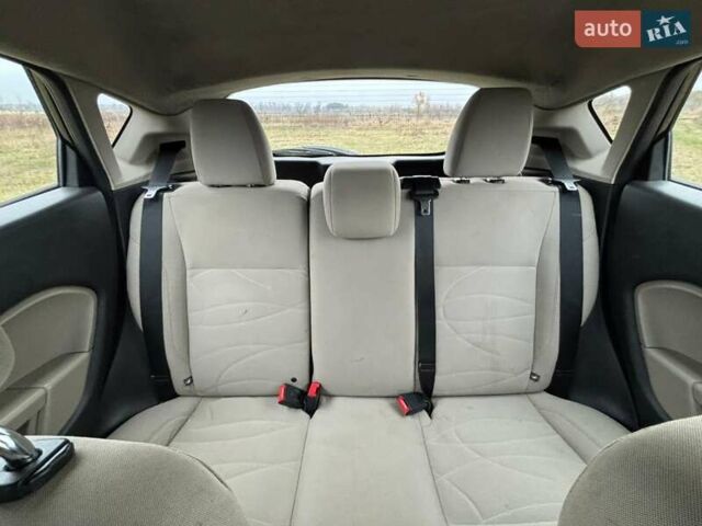 Черный Форд Фиеста, объемом двигателя 1.6 л и пробегом 117 тыс. км за 6800 $, фото 13 на Automoto.ua