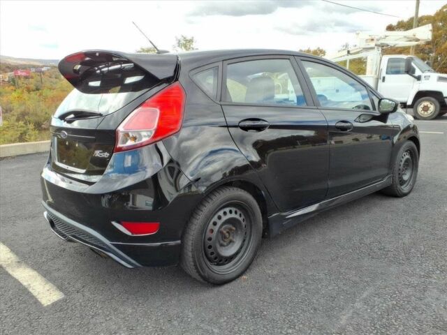 Черный Форд Фиеста, объемом двигателя 1.6 л и пробегом 64 тыс. км за 4600 $, фото 6 на Automoto.ua