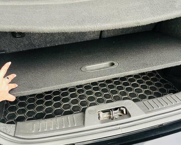 Черный Форд Фиеста, объемом двигателя 1.6 л и пробегом 122 тыс. км за 9500 $, фото 19 на Automoto.ua