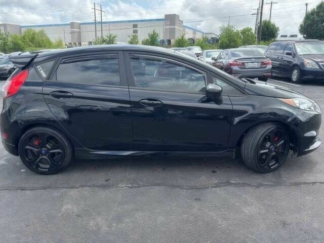 Черный Форд Фиеста, объемом двигателя 1.6 л и пробегом 89 тыс. км за 2500 $, фото 3 на Automoto.ua