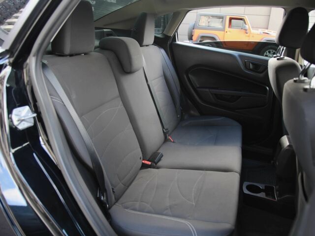 Черный Форд Фиеста, объемом двигателя 1.6 л и пробегом 121 тыс. км за 8200 $, фото 8 на Automoto.ua