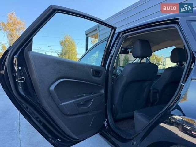 Чорний Форд Фієста, об'ємом двигуна 1.6 л та пробігом 150 тис. км за 8900 $, фото 24 на Automoto.ua