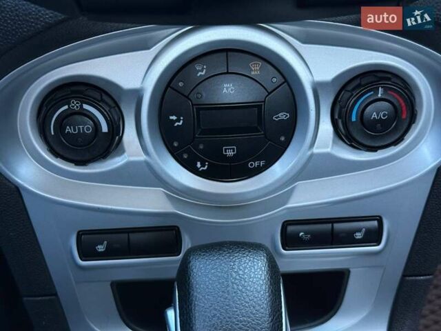 Чорний Форд Фієста, об'ємом двигуна 1.6 л та пробігом 150 тис. км за 8900 $, фото 20 на Automoto.ua