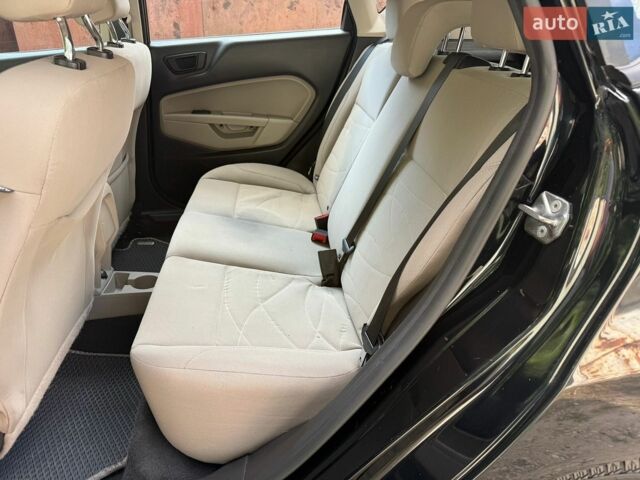 Черный Форд Фиеста, объемом двигателя 1.6 л и пробегом 157 тыс. км за 6700 $, фото 44 на Automoto.ua