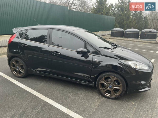 Черный Форд Фиеста, объемом двигателя 1.6 л и пробегом 95 тыс. км за 9600 $, фото 3 на Automoto.ua