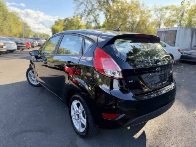 Черный Форд Фиеста, объемом двигателя 1.6 л и пробегом 47 тыс. км за 3200 $, фото 3 на Automoto.ua