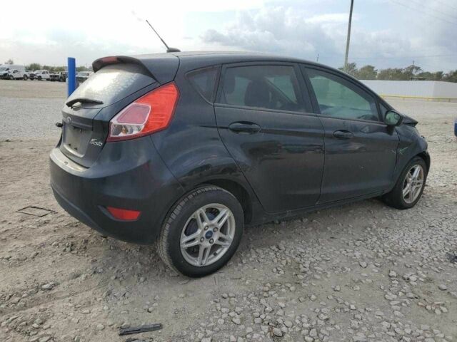 Черный Форд Фиеста, объемом двигателя 1.6 л и пробегом 100 тыс. км за 6500 $, фото 2 на Automoto.ua