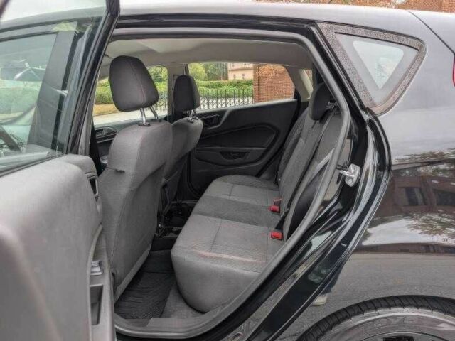 Чорний Форд Фієста, об'ємом двигуна 1.6 л та пробігом 89 тис. км за 6500 $, фото 16 на Automoto.ua