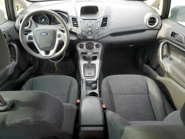 Черный Форд Фиеста, объемом двигателя 1.6 л и пробегом 100 тыс. км за 6500 $, фото 7 на Automoto.ua