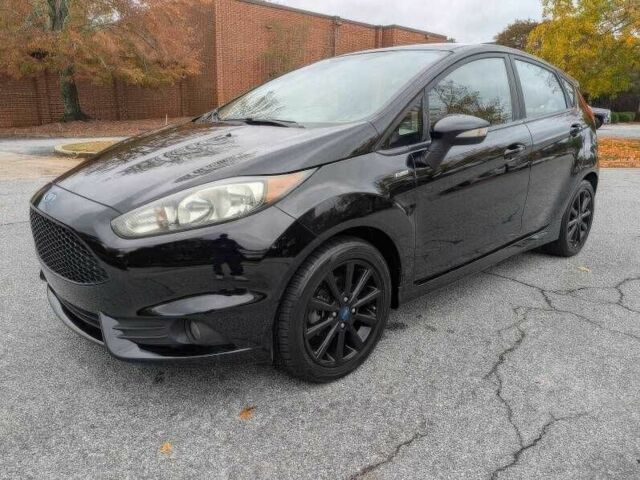 Чорний Форд Фієста, об'ємом двигуна 1.6 л та пробігом 89 тис. км за 6500 $, фото 2 на Automoto.ua