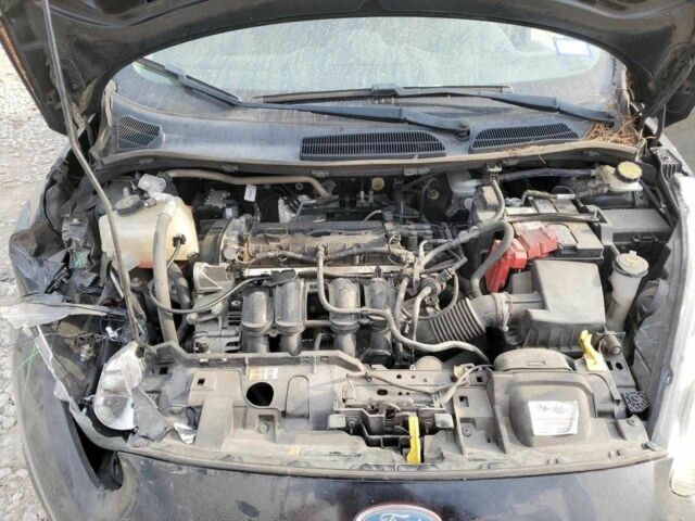 Черный Форд Фиеста, объемом двигателя 1.6 л и пробегом 100 тыс. км за 6500 $, фото 10 на Automoto.ua