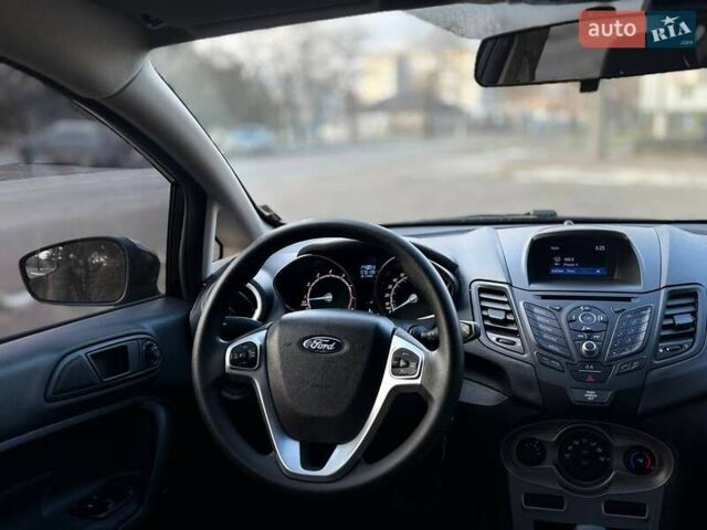 Черный Форд Фиеста, объемом двигателя 1.6 л и пробегом 70 тыс. км за 9799 $, фото 18 на Automoto.ua