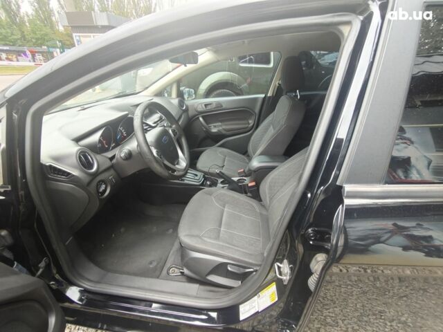 Черный Форд Фиеста, объемом двигателя 1.6 л и пробегом 84 тыс. км за 9500 $, фото 8 на Automoto.ua