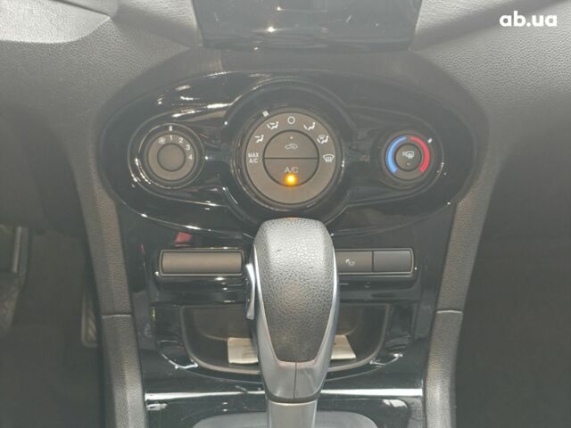 Черный Форд Фиеста, объемом двигателя 1.6 л и пробегом 84 тыс. км за 9500 $, фото 17 на Automoto.ua