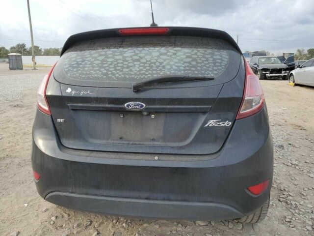 Черный Форд Фиеста, объемом двигателя 1.6 л и пробегом 100 тыс. км за 6500 $, фото 5 на Automoto.ua