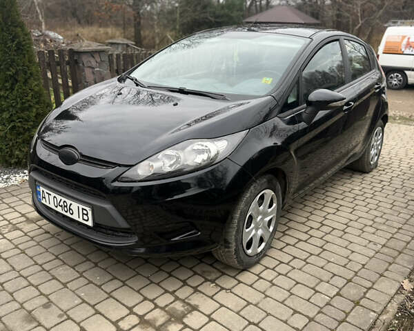 Чорний Форд Фієста, об'ємом двигуна 1.24 л та пробігом 190 тис. км за 5900 $, фото 3 на Automoto.ua