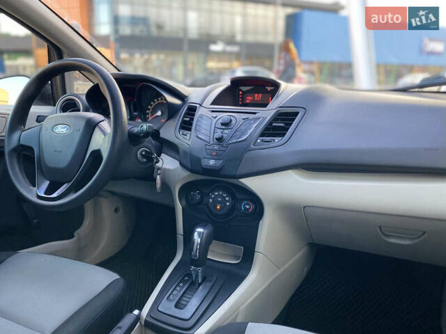 Чорний Форд Фієста, об'ємом двигуна 1.6 л та пробігом 200 тис. км за 6900 $, фото 13 на Automoto.ua