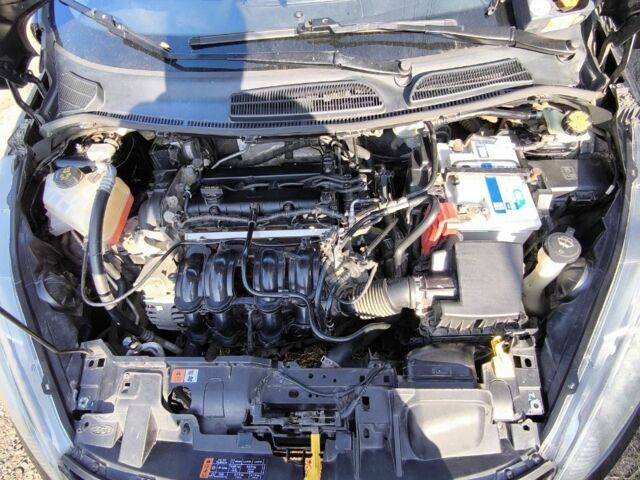 Черный Форд Фиеста, объемом двигателя 1.6 л и пробегом 150 тыс. км за 7000 $, фото 18 на Automoto.ua