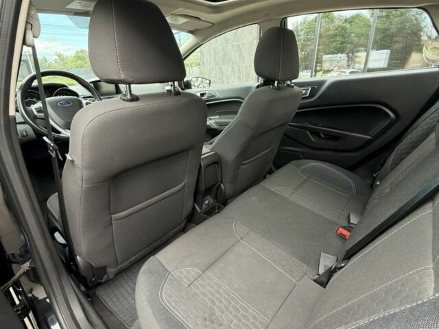 Черный Форд Фиеста, объемом двигателя 1.6 л и пробегом 180 тыс. км за 7999 $, фото 12 на Automoto.ua