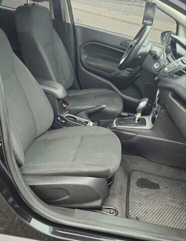 Черный Форд Фиеста, объемом двигателя 1.6 л и пробегом 168 тыс. км за 5900 $, фото 23 на Automoto.ua