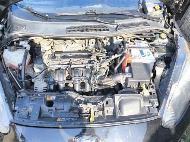 Черный Форд Фиеста, объемом двигателя 1.6 л и пробегом 150 тыс. км за 7000 $, фото 17 на Automoto.ua