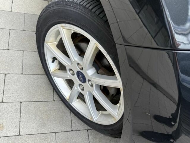 Черный Форд Фиеста, объемом двигателя 1.6 л и пробегом 180 тыс. км за 7999 $, фото 14 на Automoto.ua