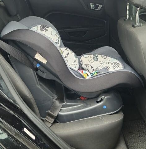 Черный Форд Фиеста, объемом двигателя 1.6 л и пробегом 168 тыс. км за 5900 $, фото 7 на Automoto.ua