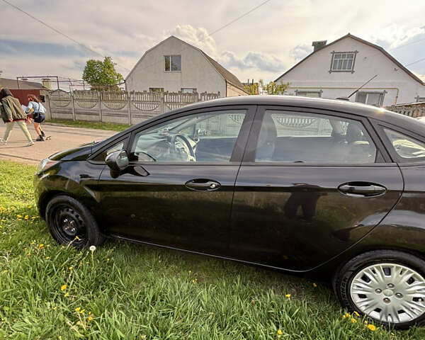 Черный Форд Фиеста, объемом двигателя 1.6 л и пробегом 71 тыс. км за 7500 $, фото 17 на Automoto.ua