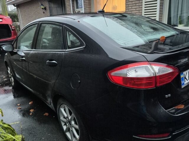 Чорний Форд Фієста, об'ємом двигуна 1.6 л та пробігом 100 тис. км за 8000 $, фото 6 на Automoto.ua
