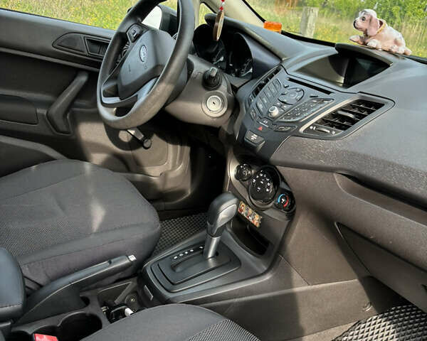Черный Форд Фиеста, объемом двигателя 1.6 л и пробегом 71 тыс. км за 7500 $, фото 24 на Automoto.ua
